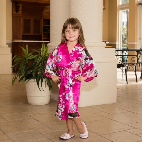 Adorable Floral Peacock Robes 4 MiniMe Princesses - Picture 1 of 14